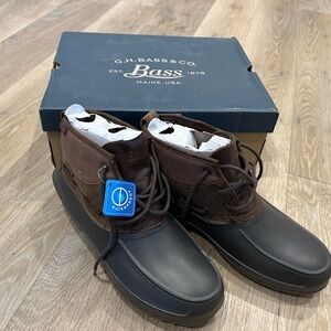 GH BASS RAIN BOOTS - NEVER USED